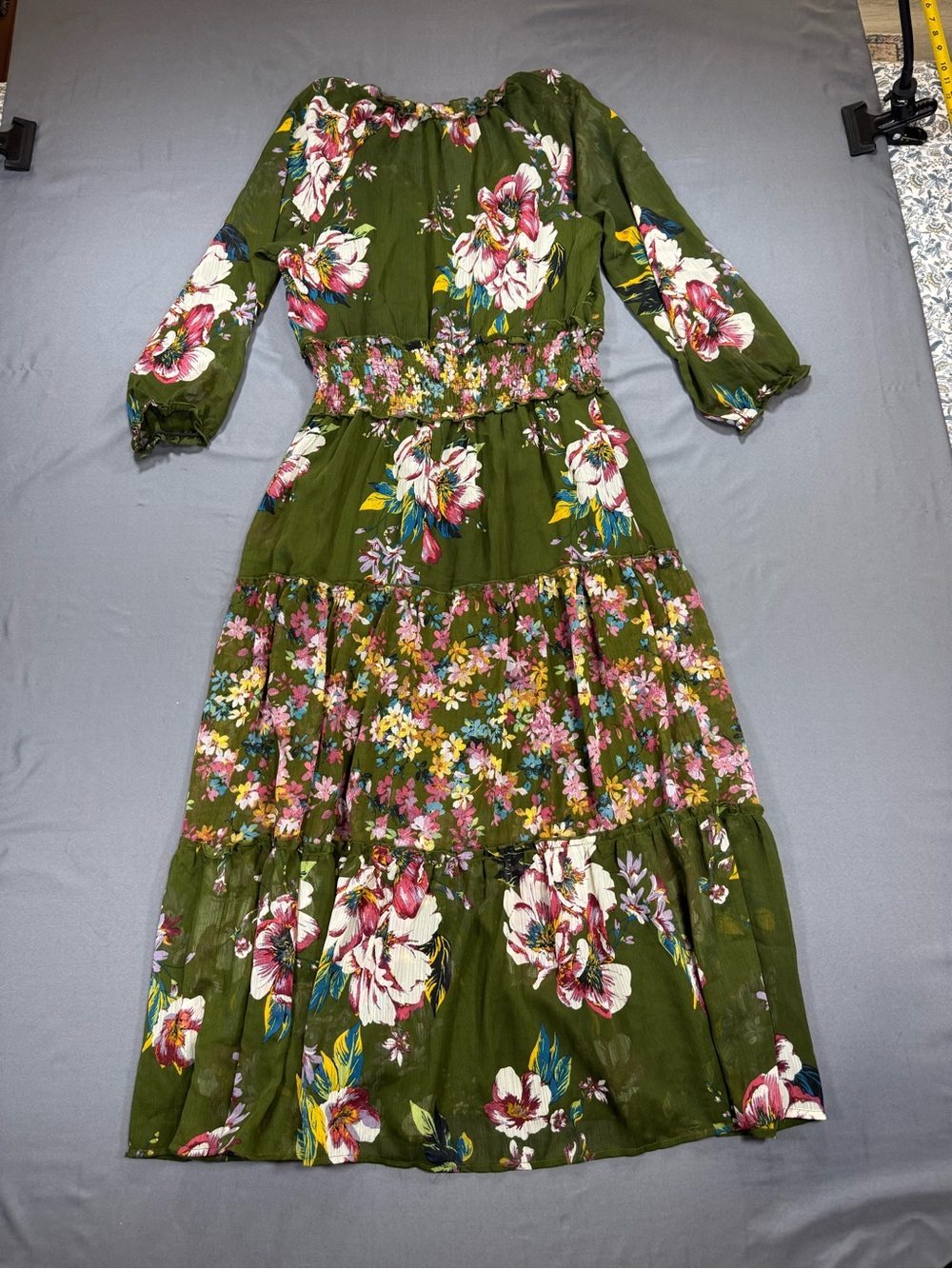 fig and flower Olive Green Floral Maxi Dress - Picture 5 of 8